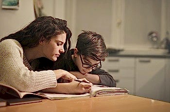 Gülhane Akademi öğrencilerinin bilgi uygulama düzeyini maksimum ve üst düzeyde katkı sağlamak için rehberlik hizmeti sağlar.